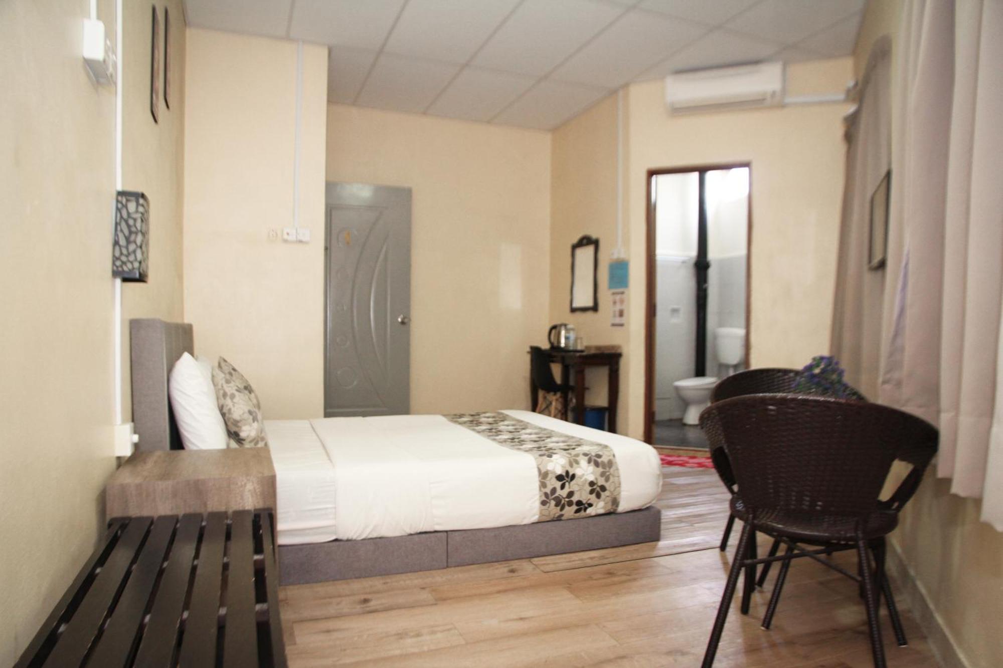 Myra Hotel Mersing Exterior photo